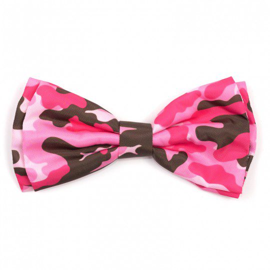 Camo pink bowtie for dogs